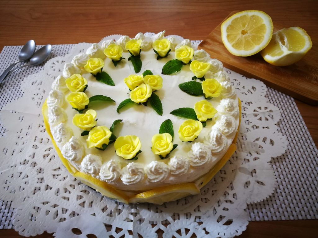 Torta fredda al limone senza glutine