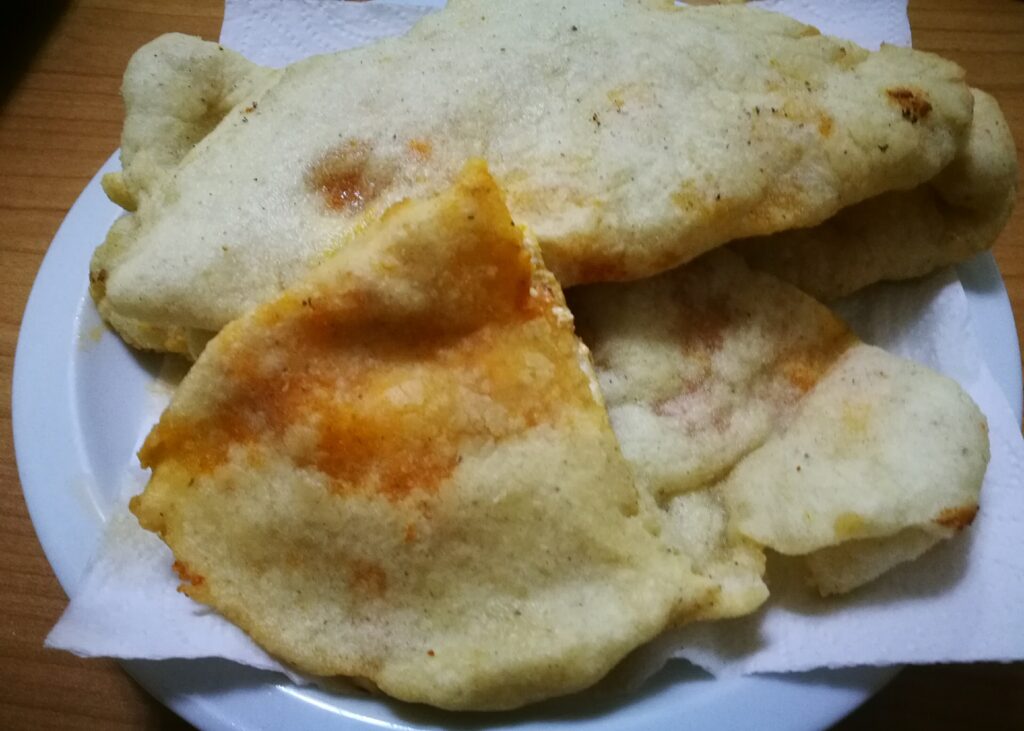 Pizza fritta napoletana senza glutine