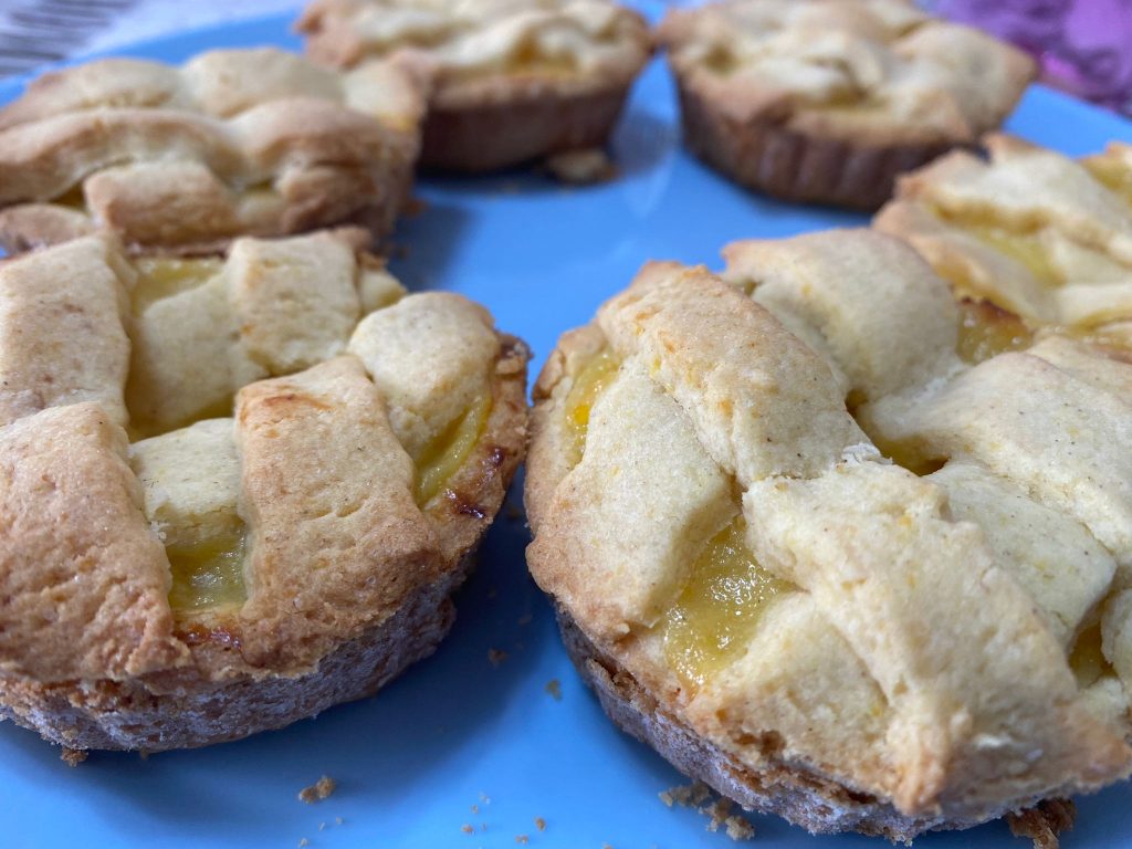 Crostatine senza glutine con crema pasticcera al limone